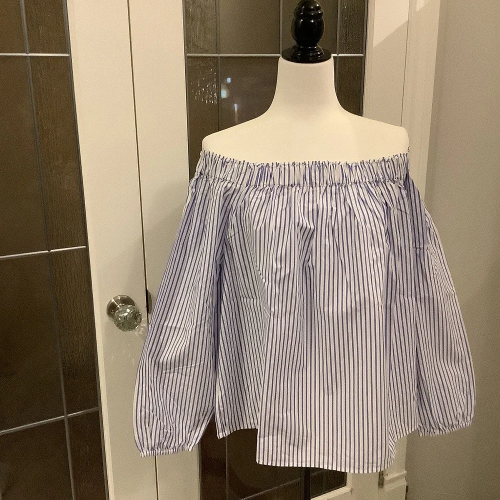 Blouse - Picture 1 of 9